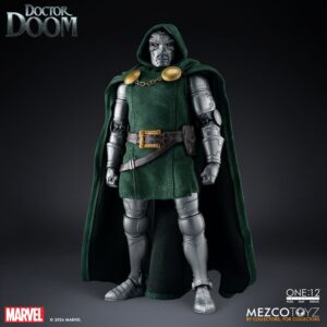 Doctor Doom One:12 Collective Action Figure - APARTADO