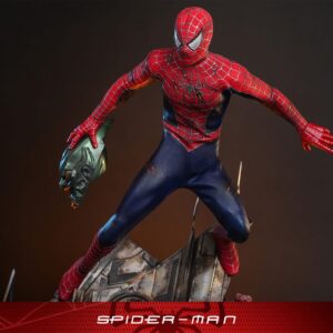 HOT TOYS SPIDER-MAN FRIENDLY NEIGHBOURHOOD TOBEY BATTLE DAMAGE